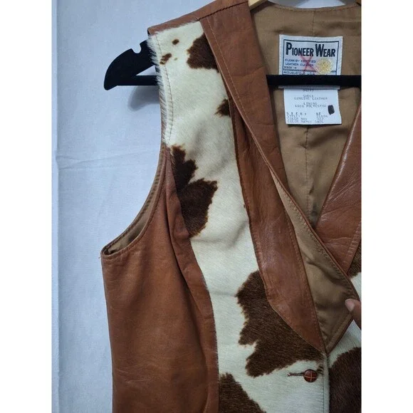 Vintage Pioneer Wear Cowhide Leather Vest Women Sz 12 Cow Print Western USA Made - Picture 9 of 14